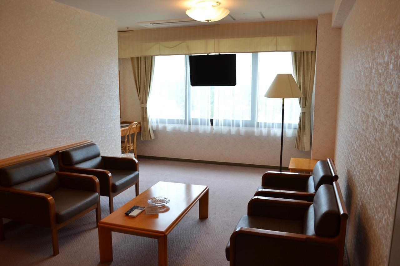Hotel Green Hill Kagoshima Satsumasendai Exteriör bild