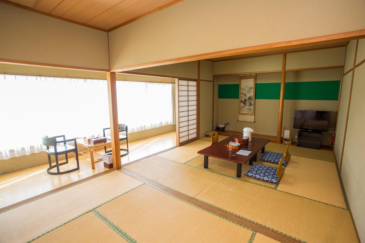 Hotel Green Hill Kagoshima Satsumasendai Exteriör bild