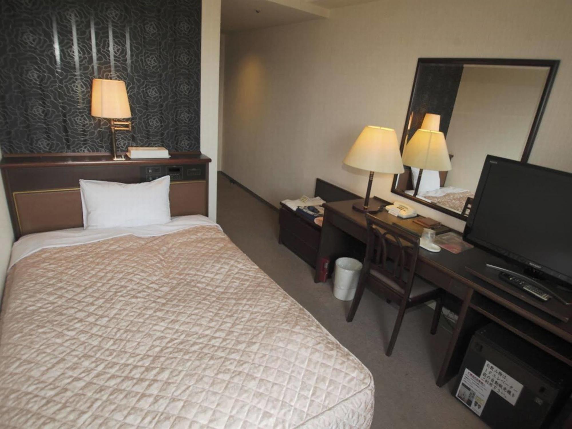 Hotel Green Hill Kagoshima Satsumasendai Exteriör bild