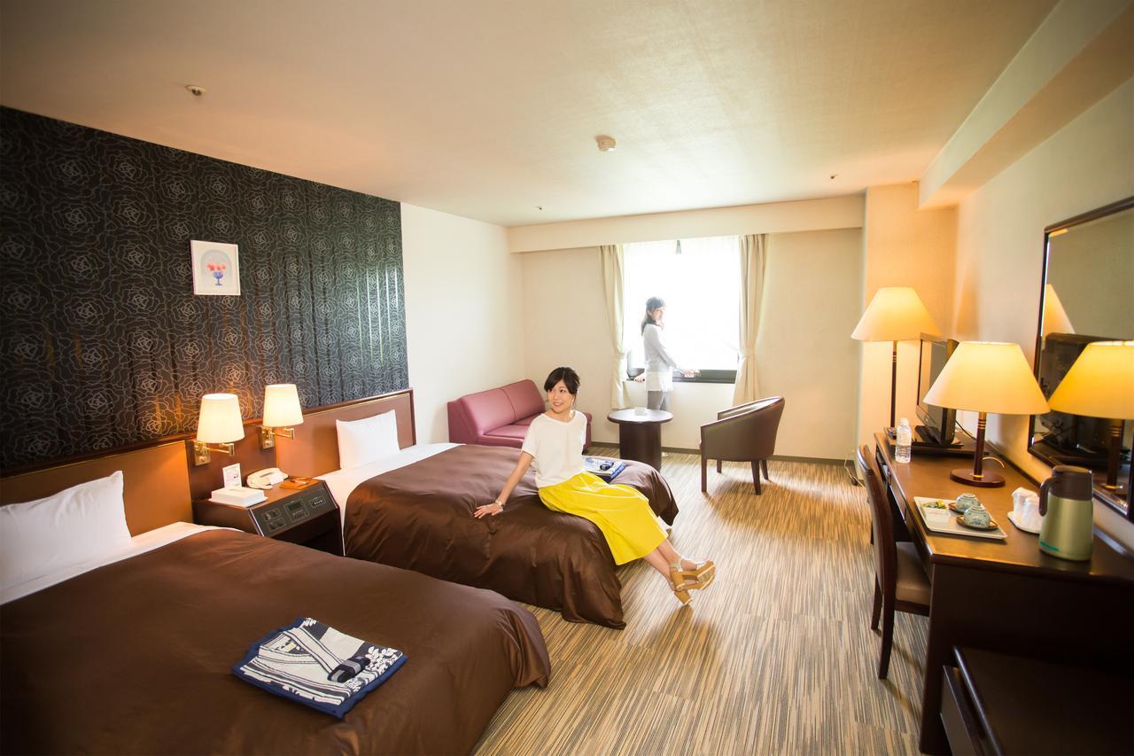 Hotel Green Hill Kagoshima Satsumasendai Exteriör bild